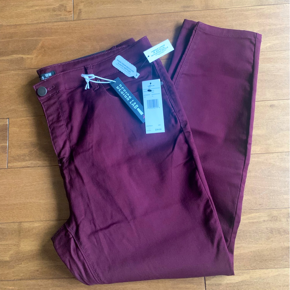 Wine Colour *  Design Lab * Plus Size * Slim Leg * Soft Jeans